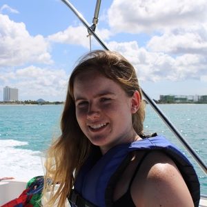 Meet your Posher, Claire